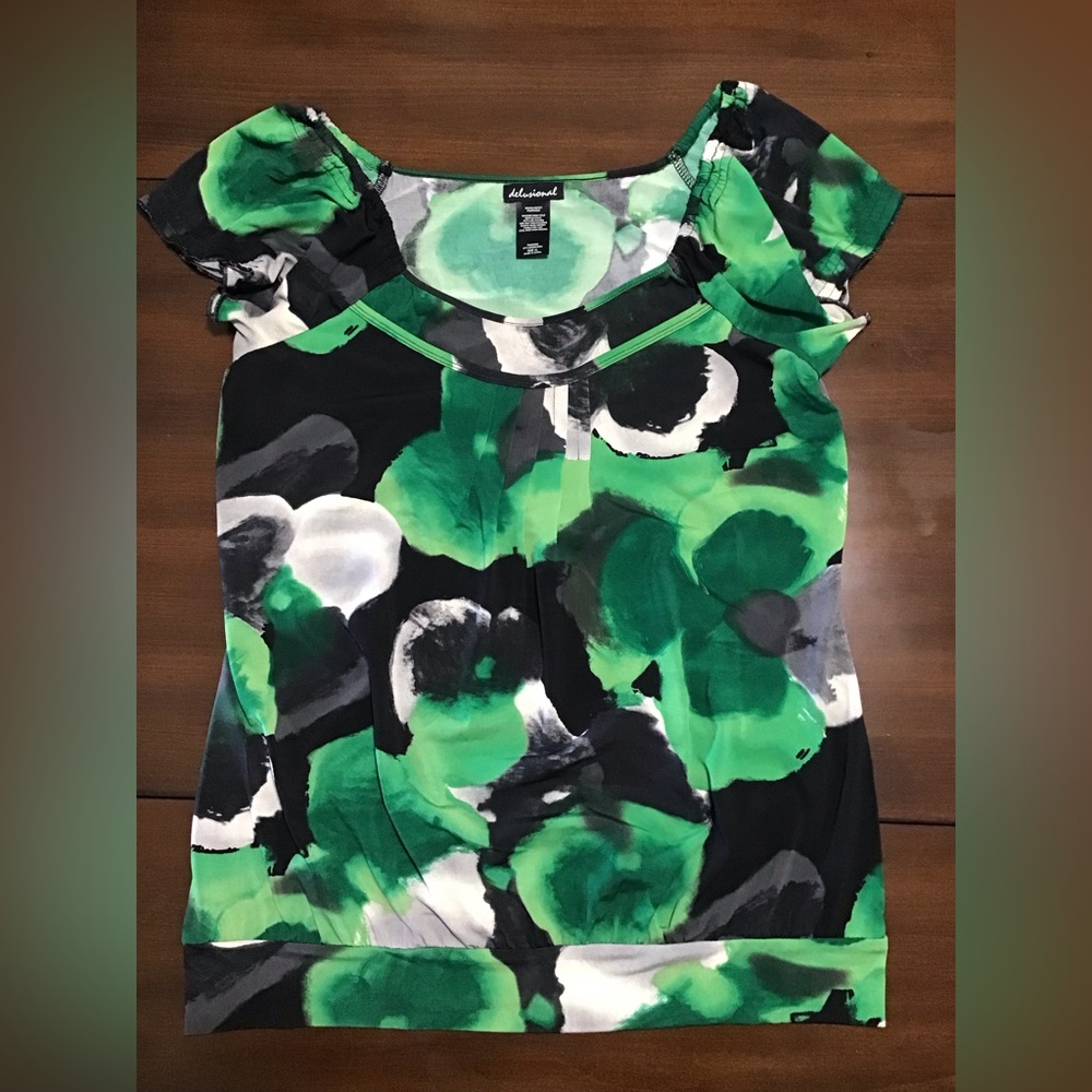 Delusional Green Blouse